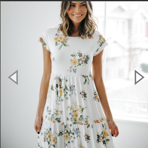 ISO Journey Five Floral Maxi Dress Size S - Picture 4 of 7